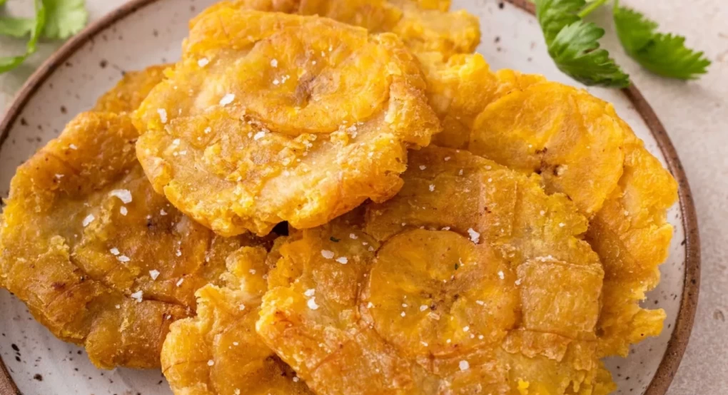 Tostones – οι διπλοτηγανητές μπανάνες plantains