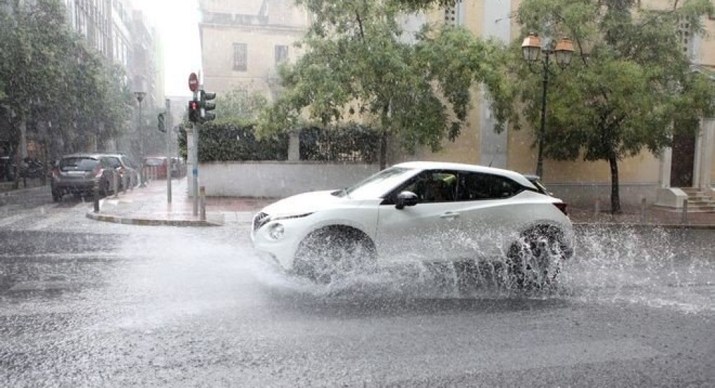 Κακοκαιρία: Σε ισχύ το έκτακτο δελτίο επιδείνωσης - Πού θα "χτυπήσει" τις επόμενες ώρες