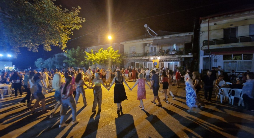 Παραδοσιακό γλέντι από τον ΜΕΣ Παλαιφύτου 'ΠΥΡΣΟΣ'