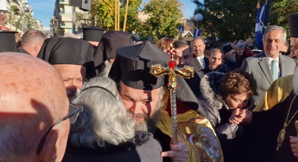 Συγκινημένοι οι γονείς του νέου Μητροπολίτη Φλωρίνης