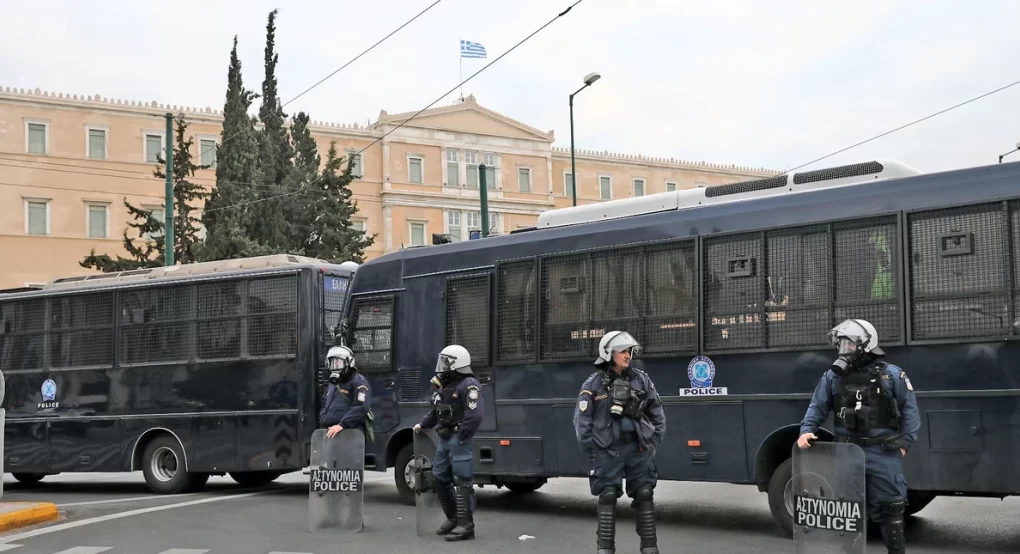 Επέτειος Πολυτεχνείου: Δρακόντεια μέτρα ασφαλείας με 5.000 αστυνομικούς, drones, και ελικόπτερα