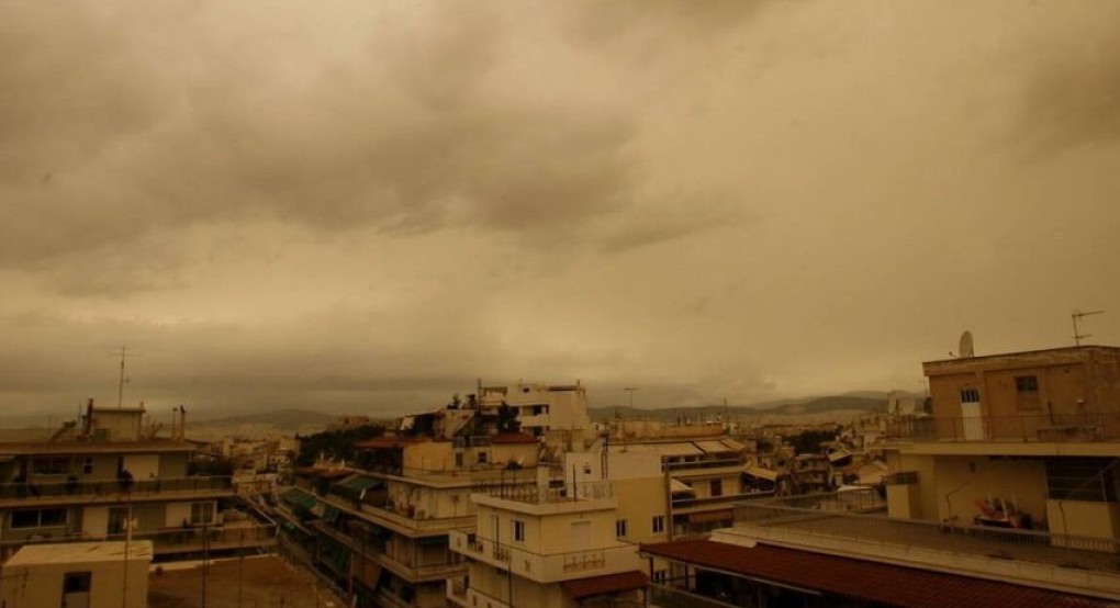 Τι αναφέρει για την αφρικανική σκόνη ο καθηγητής Ανδρέας Καζαντζίδης