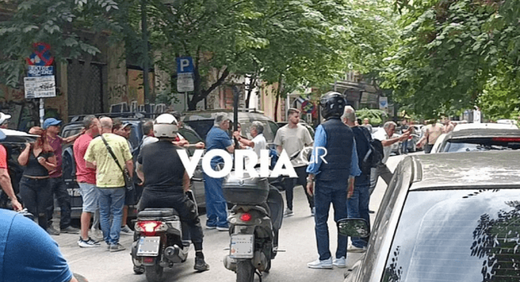 Θεσσαλονίκη: Άγριο ξύλο μεταξύ οδηγών - BINTEO