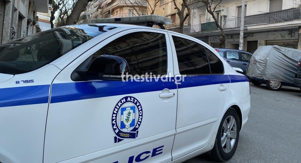 Θεσσαλονίκη: Άνδρας φέρεται να απείλησε τη σύζυγό του με κατσαβίδι – Αναζητείται από τις Αρχές