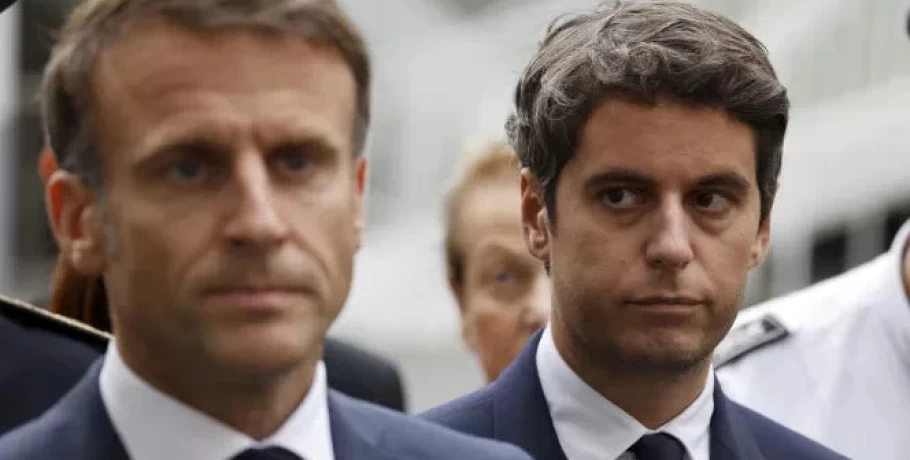 Γαλλία: Παραμένει ο Ατάλ στην πρωθυπουργία