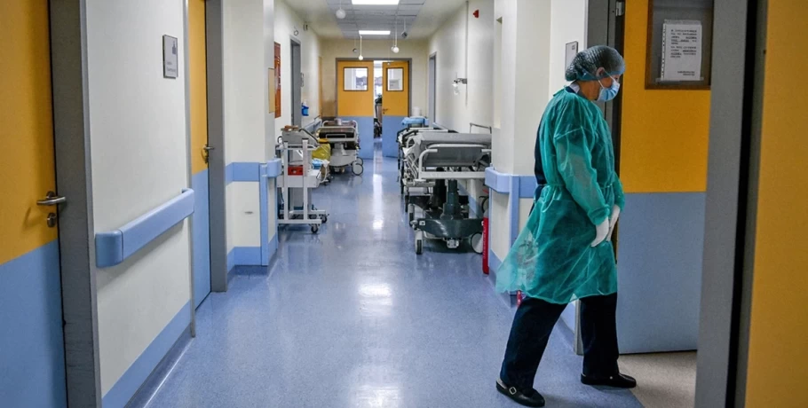 Κορωνοϊός: Νέα έξαρση, πάνω από 1.800 με σοβαρή λοίμωξη τις τελευταίες 6 εβδομάδες στα νοσοκομεία