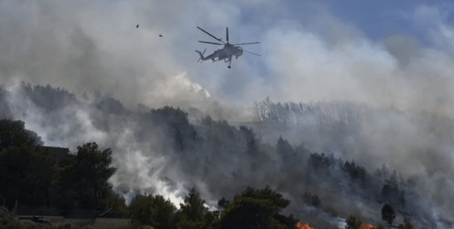 Πιερία: Μεγάλη φωτιά στο Λιτόχωρο – Φωτογραφίες και βίντεο