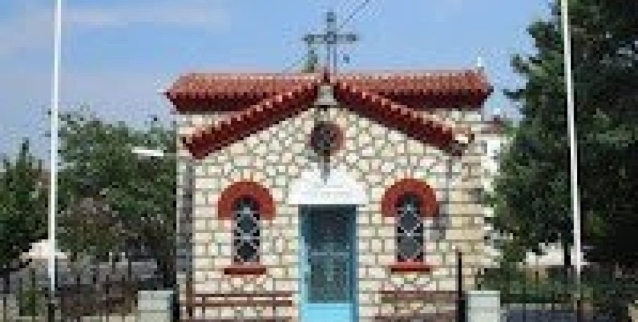 Πανηγυρίζει το Ιερό παρεκκλήσιο Αγίας Παρασκευής στην Καρυώτισσα Πέλλας