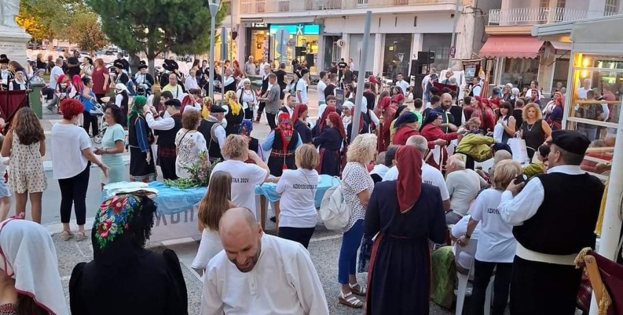 Η βροχή δεν πτόησε τα 44α Αξιουπολίτικα