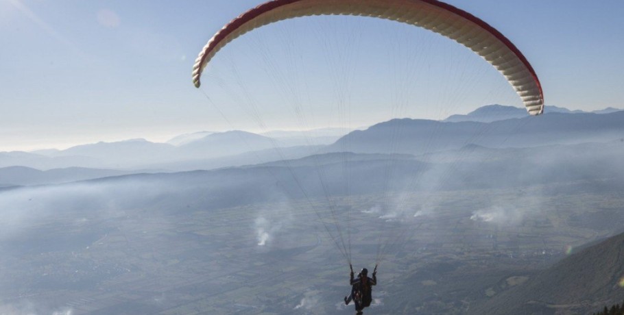 Σκοτώθηκε 33χρονος εκπαιδευτής παραπέντε στη διάρκεια πτήσης του