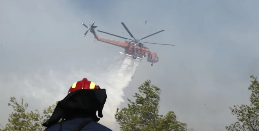 Φωτιές: Κίτρινος συναγερμός στη μισή χώρα - Η έκκληση των Αρχών