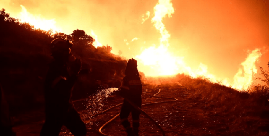 Απασφάλισαν οι πυροσβέστες: Μην παίζετε με τις ζωές μας