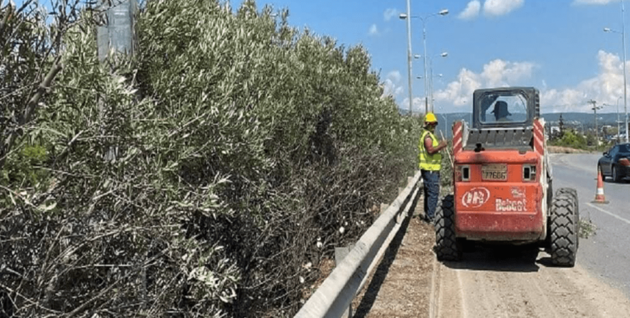 Εργασίες κοπής πρασίνου στα χωρικά όρια της Π.Ε. Χαλκιδικής επί της Ε.Ο. Θεσσαλονίκης – Ν. Μουδανιών