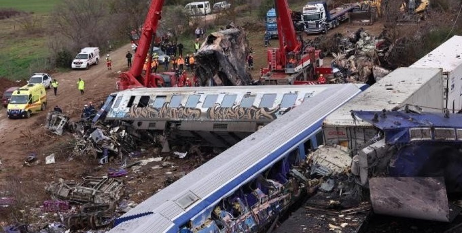 Τέμπη: «Ήμουν άπειρος, δεν έπρεπε να με αφήσουν μόνο τη νύχτα του δυστυχήματος», απολογήθηκε ο σταθμάρχης