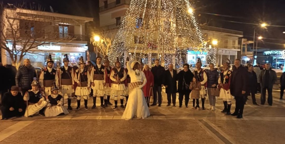 Οι Μωμόγεροι στην Αξιούπολη: Μια Ζωντανή Παράδοση