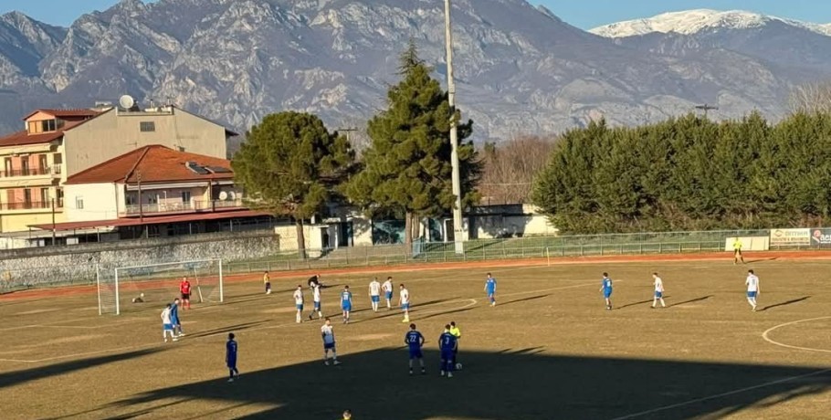 Αλμωπός Αριδαίας – Νίκη Αξού 1-0: Πολύτιμη νίκη με «χρυσό» γκολ του Φαφούτη