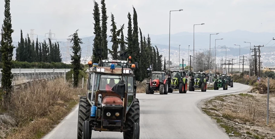 Σήμερα στήνονται τα πρώτα μπλόκα των αγροτών – Τα αιτήματά τους