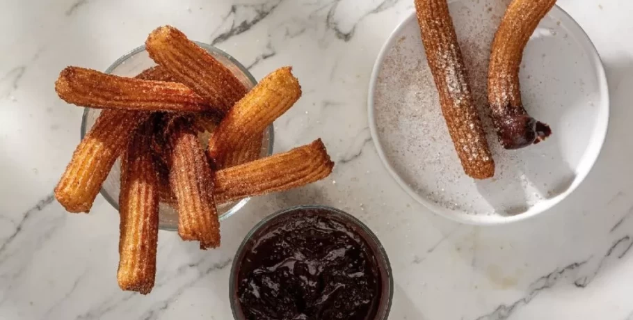 Τραγανά churros στο Πι και Φι