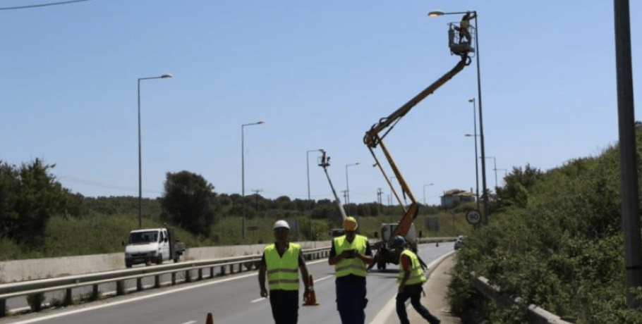 Εργασίες συντήρησης του ηλεκτροφωτισμού στην Εθνική Οδό Θεσσαλονίκης – Ν. Μουδανιών