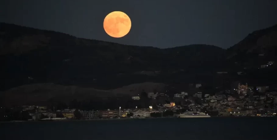 Σήμερα η Πανσέληνος Φεβρουαρίου «Φεγγάρι του Χιονιού»