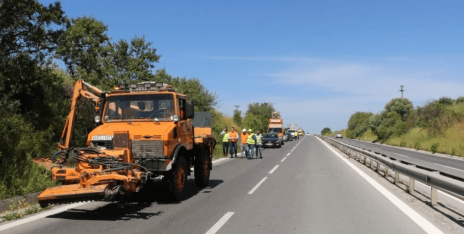 Εργασίες διαχείρισης βλάστησης στην εσωτερική Περιφερειακή Οδό Θεσσαλονίκης