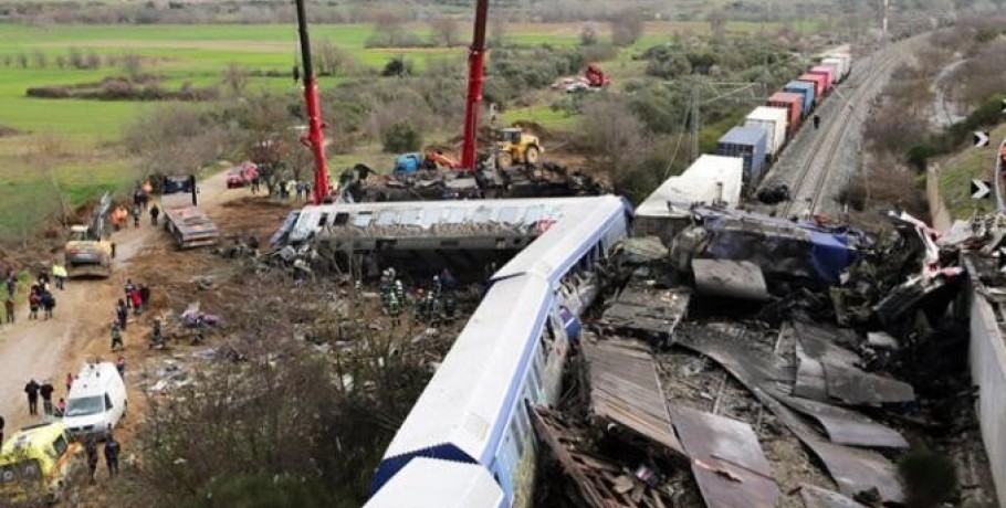 Τέμπη: Εύφλεκτα υγρά 3,5 τόνων μετέφερε στο πρώτο βαγόνι η εμπορική αμαξοστοιχία