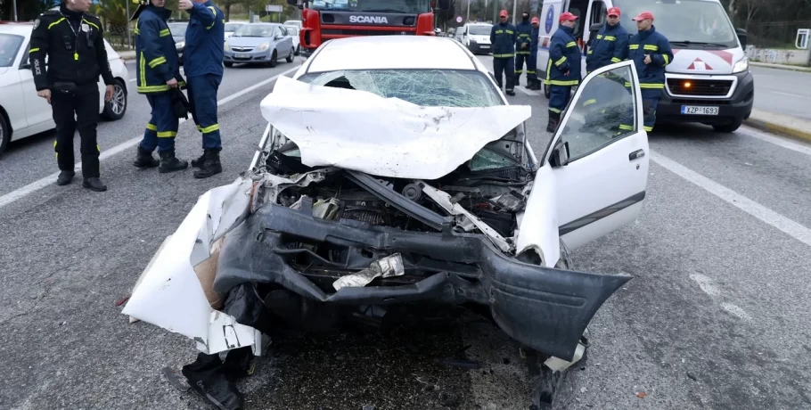 Τροχαίο στην Κατεχάκη - ξεκληρίστηκε οικογένεια