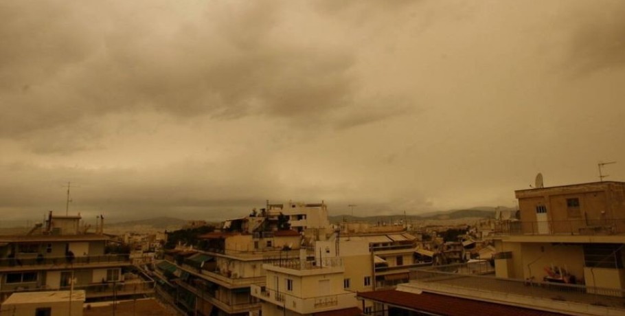 Τι αναφέρει για την αφρικανική σκόνη ο καθηγητής Ανδρέας Καζαντζίδης