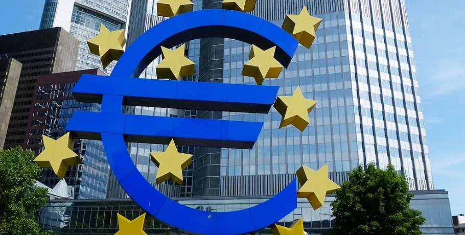 Μέρισμα μετά από 16 χρόνια δίνουν οι ελληνικές τράπεζες – «Πράσινο φως» από την ΕΚΤ