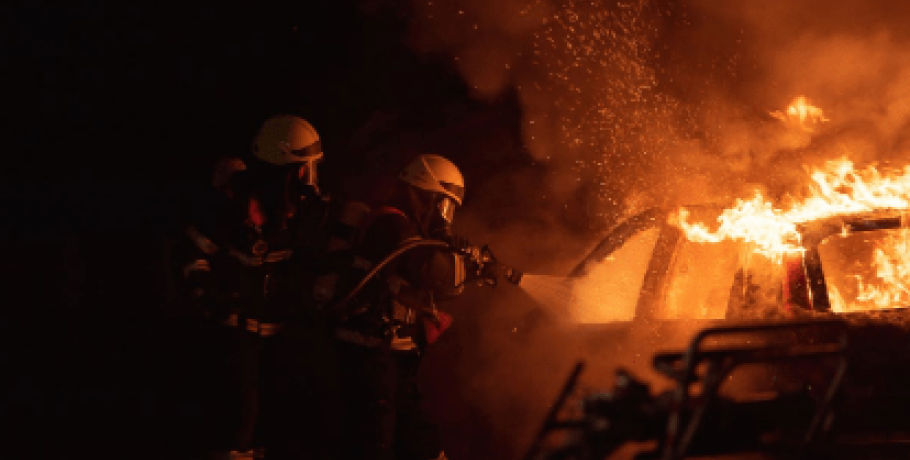 Θεσσαλονίκη: Στις φλόγες όχημα εν κινήσει