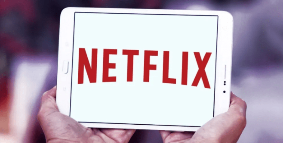 Γυναίκα μηνύει το Netflix για χαρακτήρα του Baby Reindeer