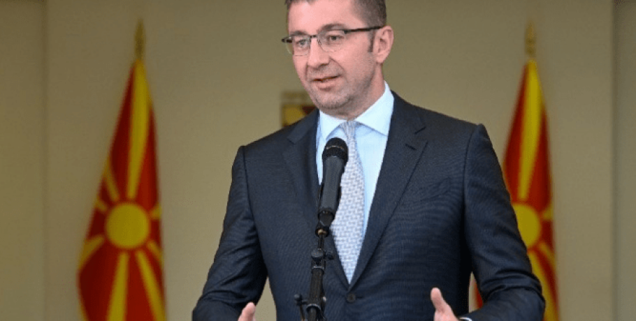 Προκαλεί ξανά ο πρωθυπουργός Μίτσκοσκι – Αποκάλεσε τρεις φορές «Μακεδονία» τη χώρα του